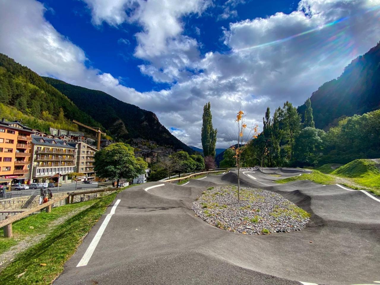 Vistas Preciosas Al Valle De Arinsal - 6Pax- A Pie De Pistas & Esqui - Free Parking L By Bonesvacances Exterior photo