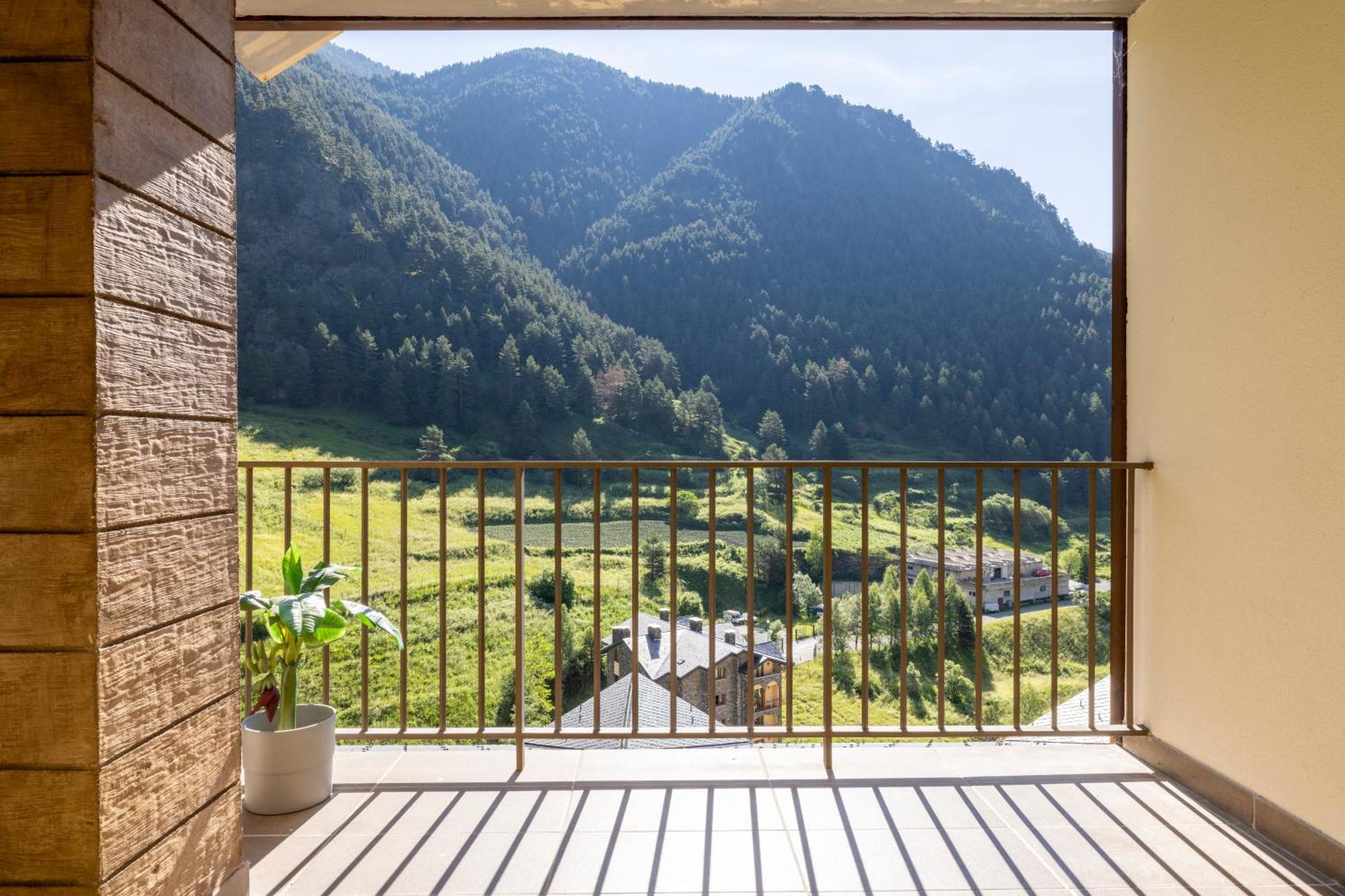 Vistas Preciosas Al Valle De Arinsal - 6Pax- A Pie De Pistas & Esqui - Free Parking L By Bonesvacances Exterior photo